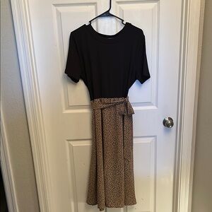 Chic Black and Leopard Print Dress